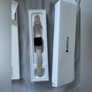 Apple Watch SE 40mm Rose Gold with GPS and Cellular